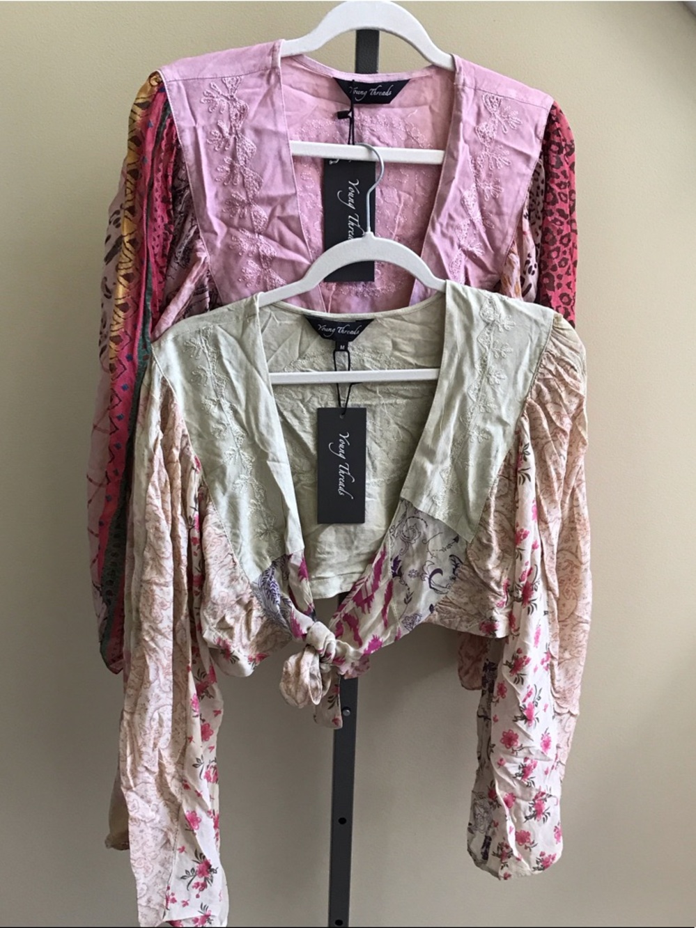 YOUNG THREADS NWT Top Cropped Cream Pink Tie Font Size Medium